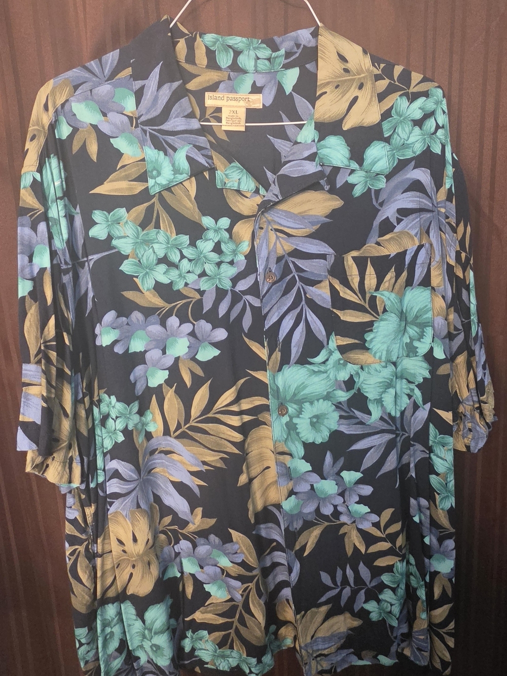 Island Passport Black Tropical Floral Short-Sleeve Button-Down Shirt